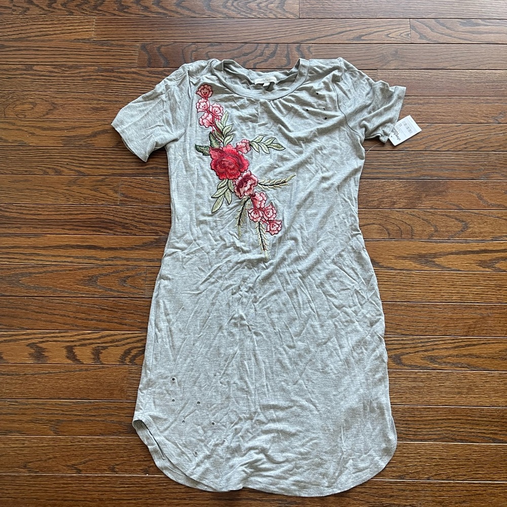 Grey floral printed dress nwt Charlotte Russe